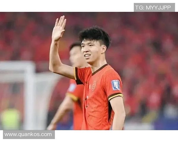 崭露头角的年轻足球天才们引领未来赛场的风潮与期待