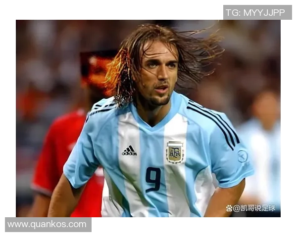 空戏台足球明星盘点那些曾在舞台上闪耀的球场传奇 空戏台足球明星盘点那些曾在舞台上闪耀的球场传奇