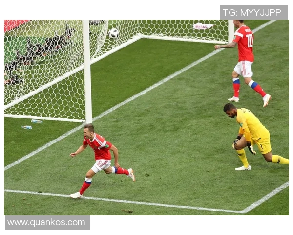 足球明星精彩定球瞬间集锦视频分享让你领略绝妙技巧与进球魅力 足球明星精彩定球瞬间集锦视频分享让你领略绝妙技巧与进球魅力