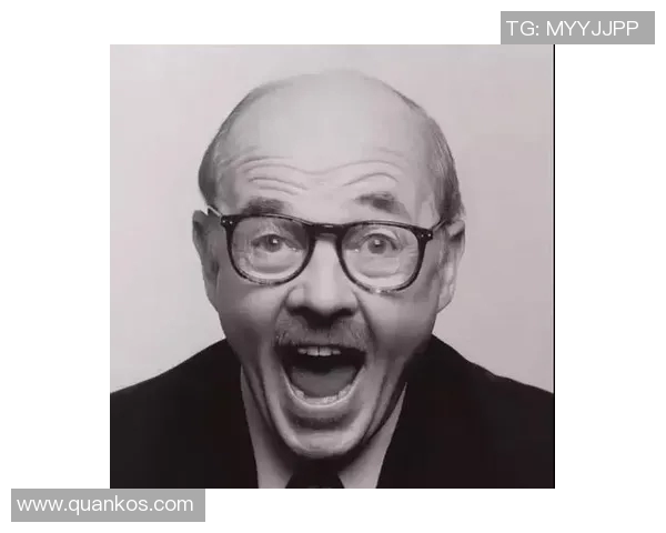 足球场上的搞笑天才那些让人捧腹大笑的傻乎乎明星瞬间 足球场上的搞笑天才那些让人捧腹大笑的傻乎乎明星瞬间